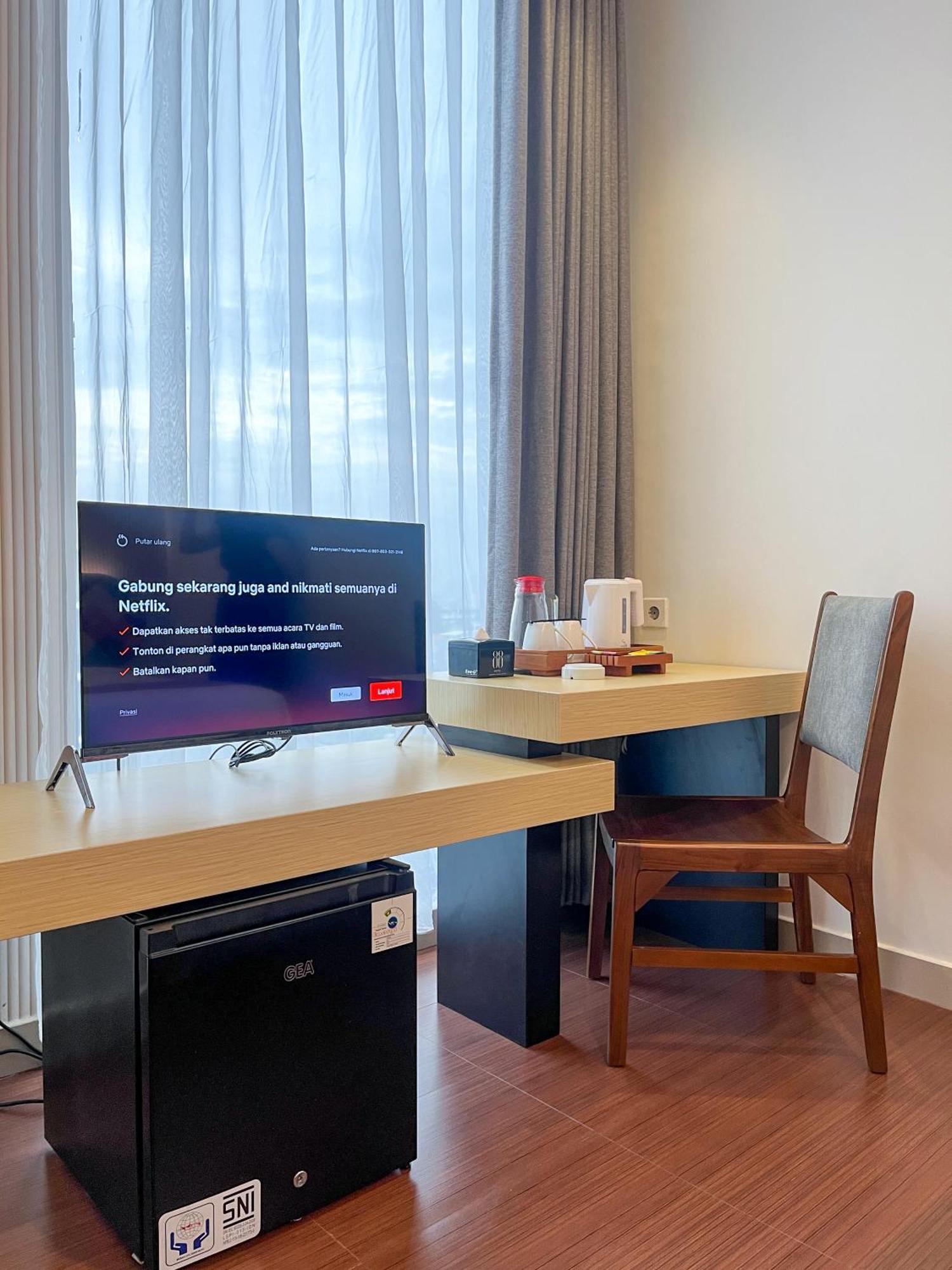 Hotel 88 Embong Malang Tunjungan Surabaya By Wh - Breakfast With The Best View On The Highest Floor And Strategic Location In The City Center Esterno foto